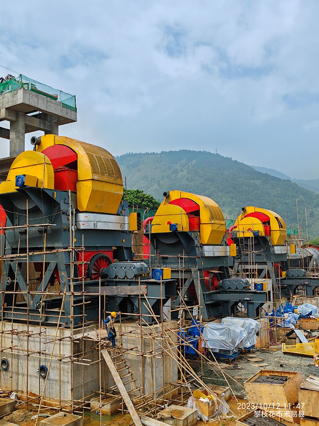 世界首台特大型SLon-5000强磁选机在客户现场安装完成